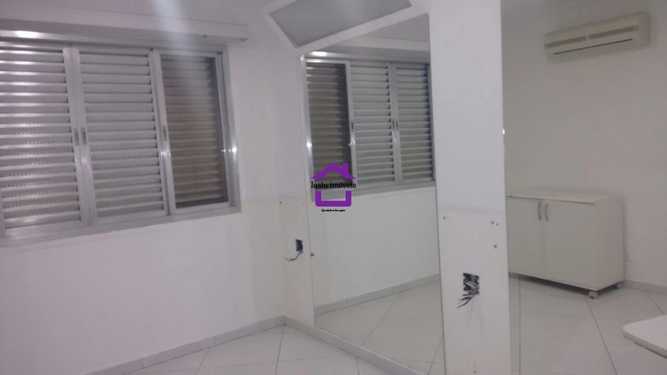 Sobrado para alugar com 8 quartos, 200m² - Foto 11