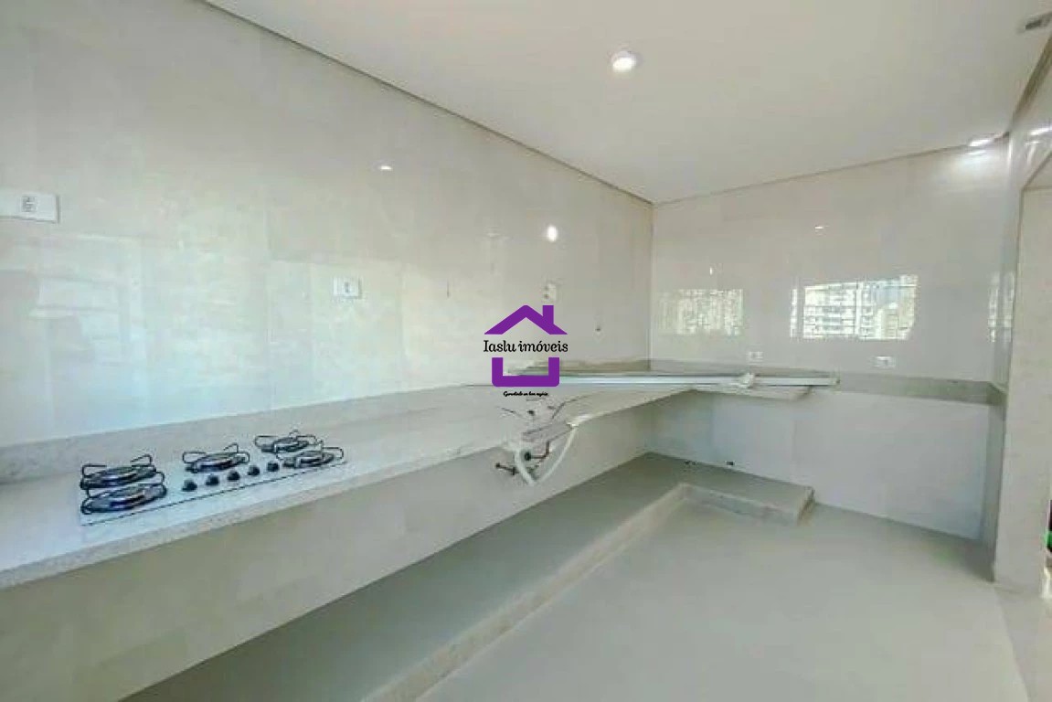 Apartamento à venda com 4 quartos, 260m² - Foto 2