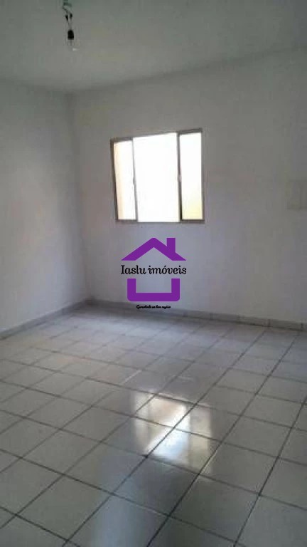 Casa para alugar com 3 quartos, 79m² - Foto 3