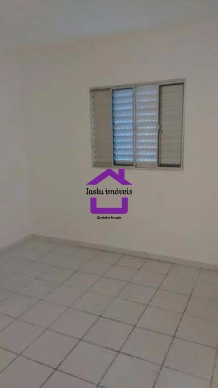 Casa para alugar com 3 quartos, 79m² - Foto 5