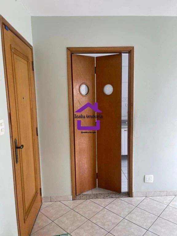 Apartamento à venda com 2 quartos, 60m² - Foto 12