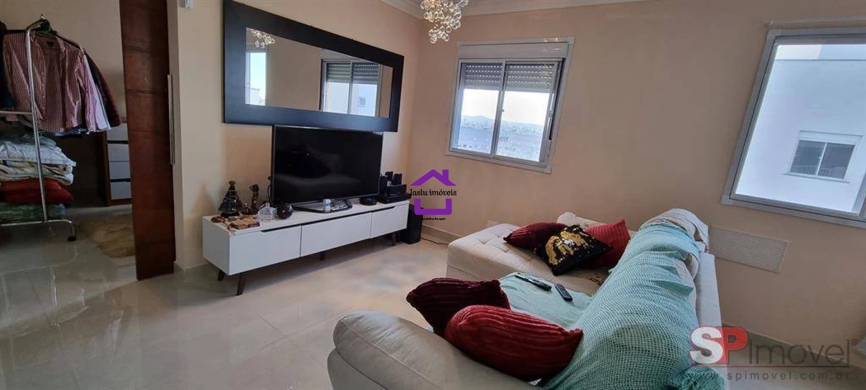 Apartamento à venda com 2 quartos, 40m² - Foto 1