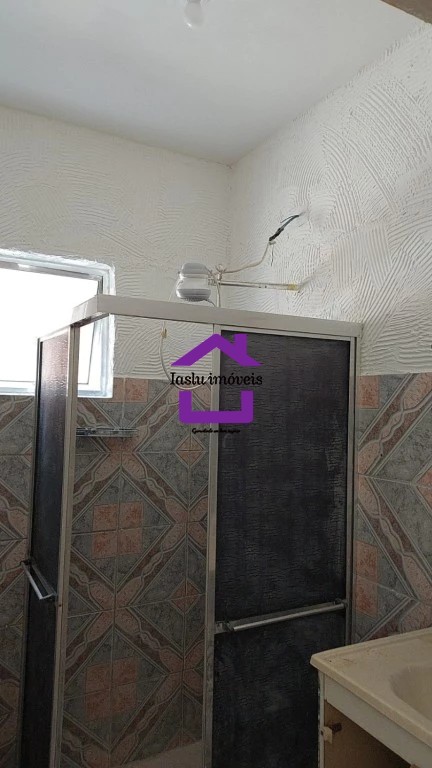 Sobrado à venda com 4 quartos, 250m² - Foto 2