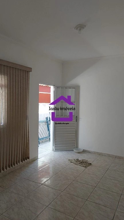 Sobrado à venda com 4 quartos, 250m² - Foto 7