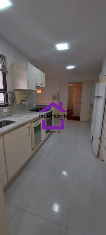 Apartamento à venda com 3 quartos, 189m² - Foto 9