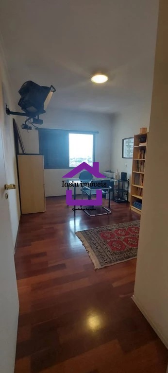 Apartamento à venda com 3 quartos, 189m² - Foto 21