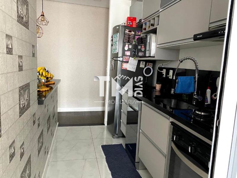 Apartamento à venda com 3 quartos, 81m² - Foto 8