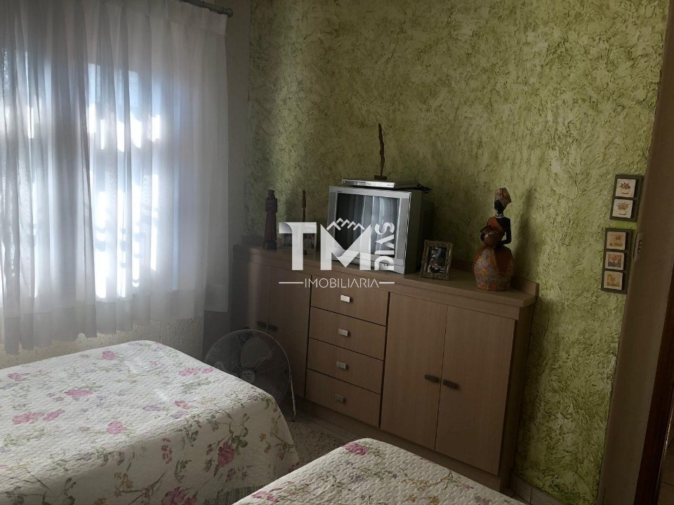 Sobrado à venda com 5 quartos, 250m² - Foto 10