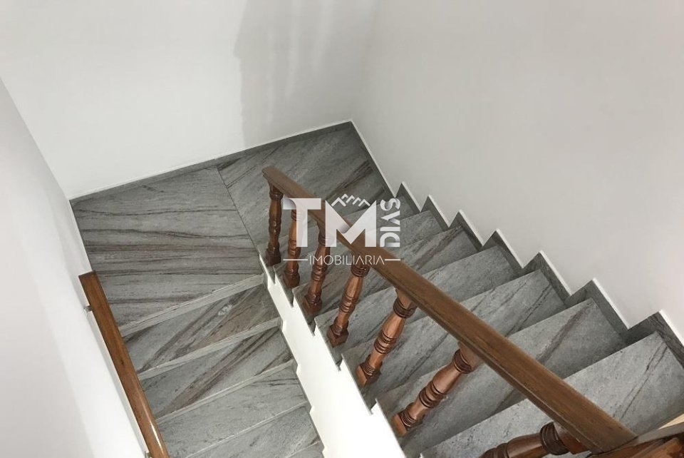 Sobrado à venda com 4 quartos, 180m² - Foto 7