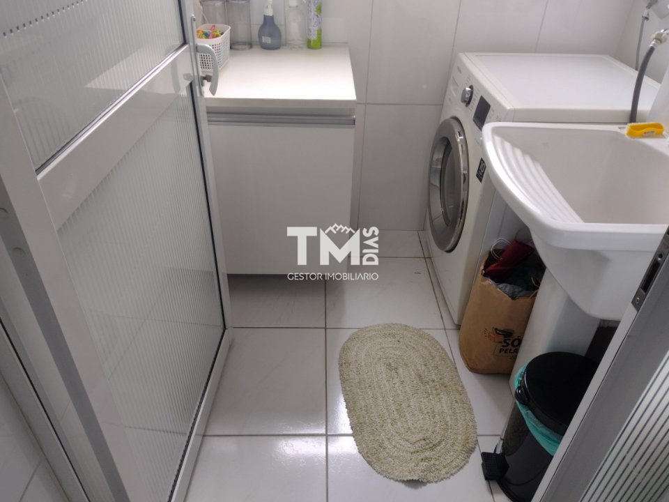 Apartamento à venda com 2 quartos, 63m² - Foto 18