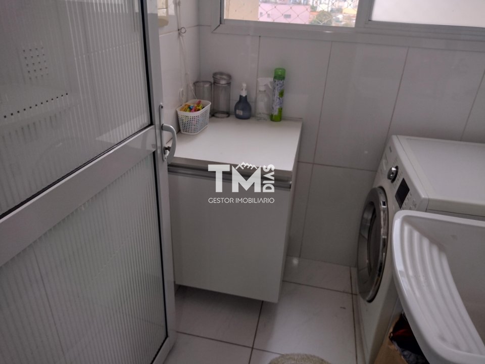 Apartamento à venda com 2 quartos, 63m² - Foto 23