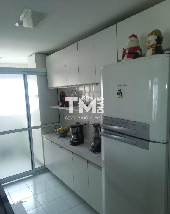 Apartamento à venda com 2 quartos, 80m² - Foto 1