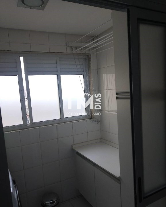 Apartamento à venda com 2 quartos, 80m² - Foto 4