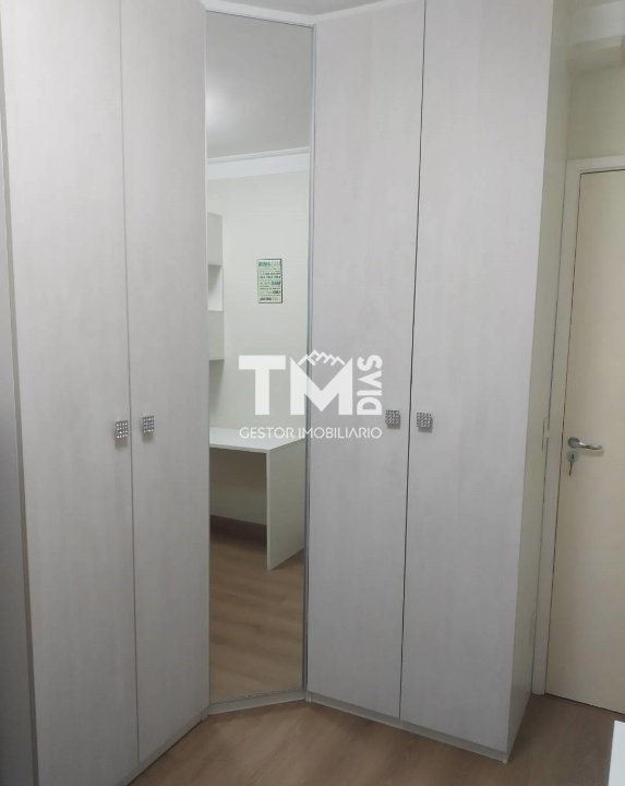 Apartamento à venda com 2 quartos, 80m² - Foto 23