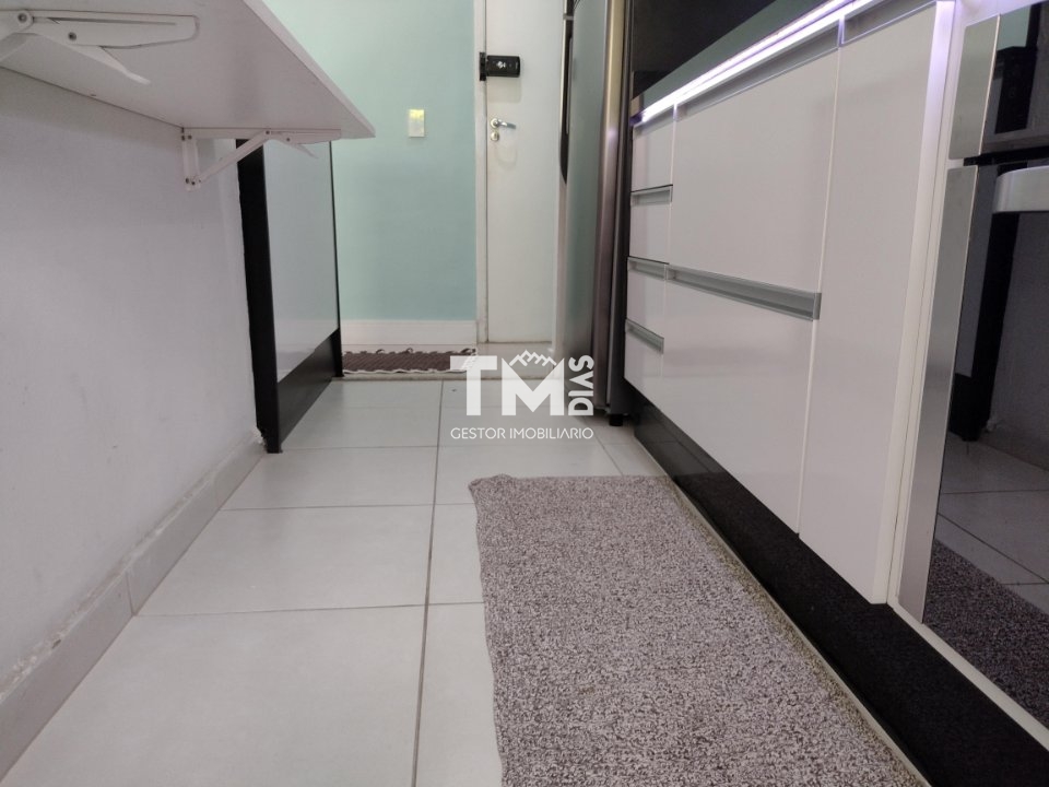 Apartamento à venda com 2 quartos, 76m² - Foto 33