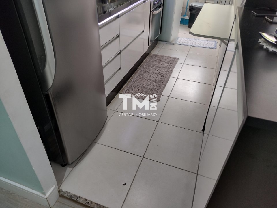 Apartamento à venda com 2 quartos, 76m² - Foto 6