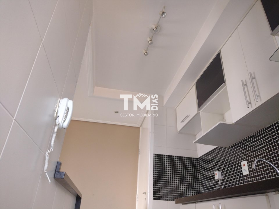 Apartamento à venda com 3 quartos, 61m² - Foto 27