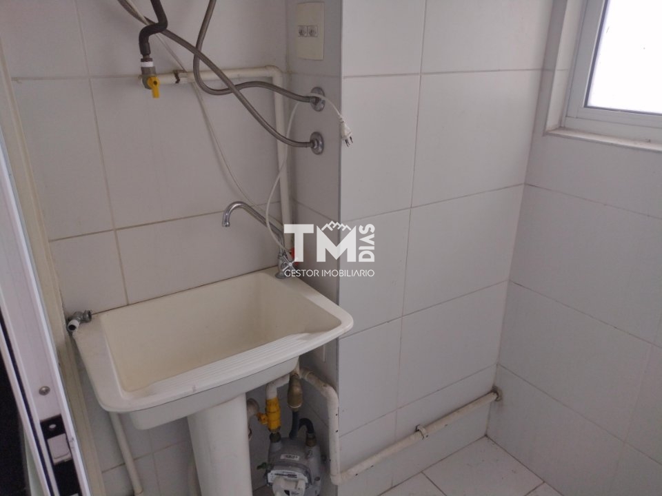 Apartamento à venda com 3 quartos, 61m² - Foto 13