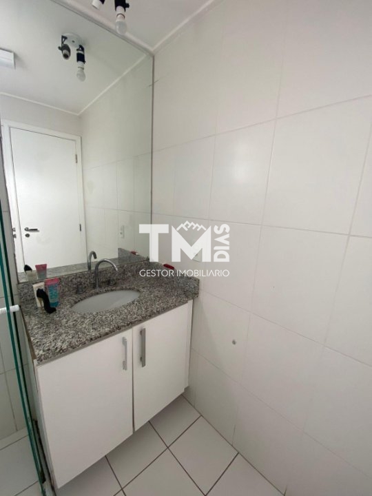 Apartamento à venda com 2 quartos, 68m² - Foto 25