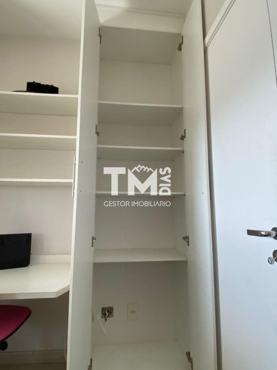 Apartamento à venda com 2 quartos, 68m² - Foto 18