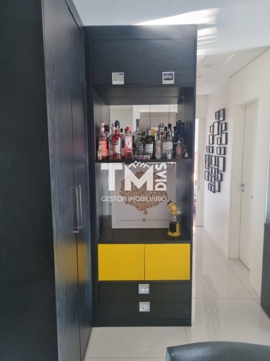 Apartamento à venda com 2 quartos, 68m² - Foto 8