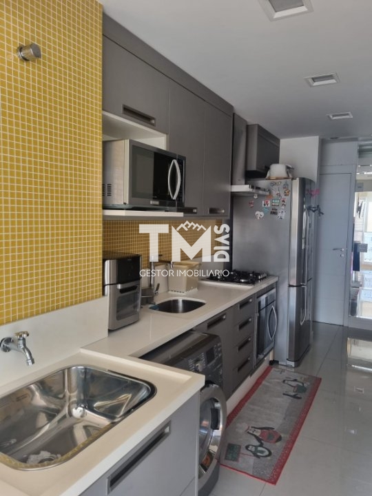 Apartamento à venda com 2 quartos, 68m² - Foto 6