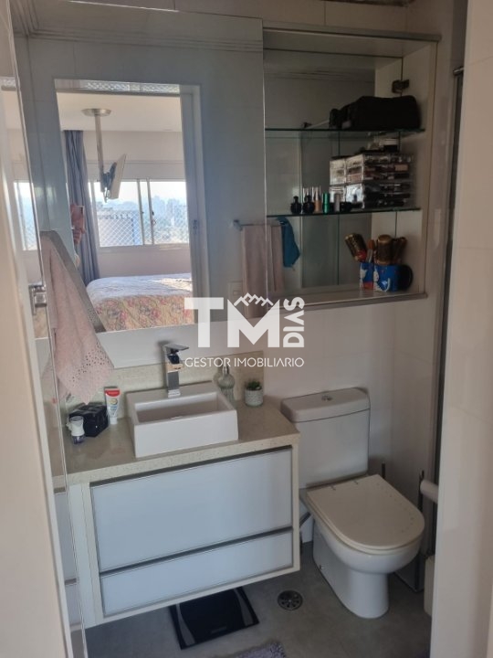 Apartamento à venda com 2 quartos, 68m² - Foto 29