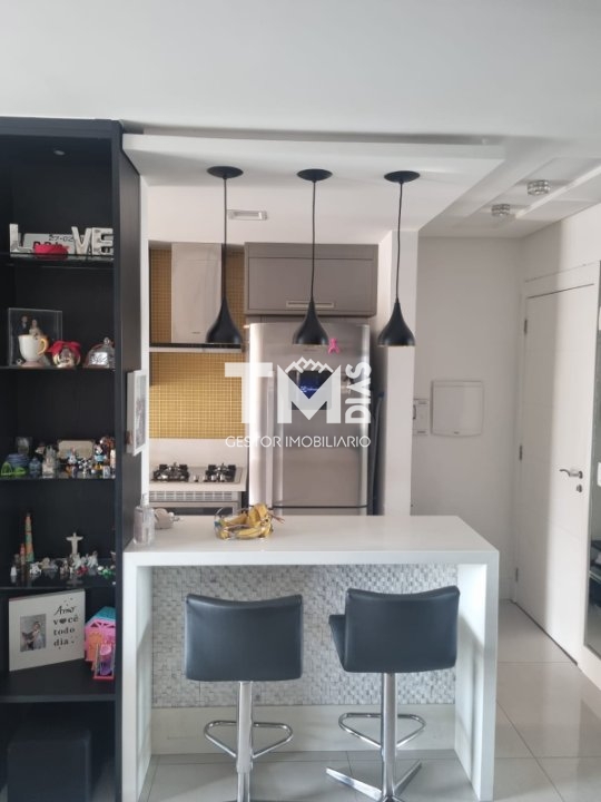 Apartamento à venda com 2 quartos, 68m² - Foto 10