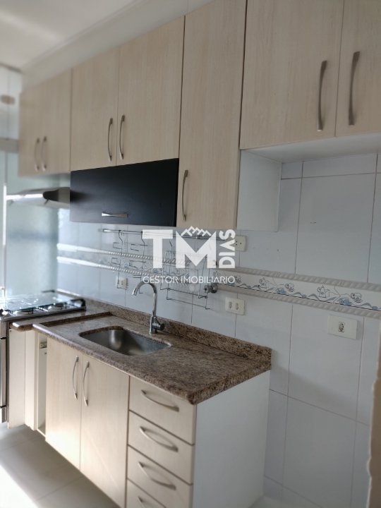 Apartamento à venda com 3 quartos, 75m² - Foto 9