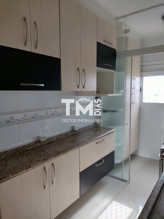 Apartamento à venda com 3 quartos, 75m² - Foto 8