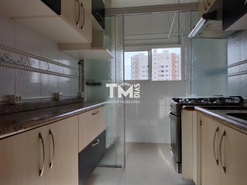 Apartamento à venda com 3 quartos, 75m² - Foto 18