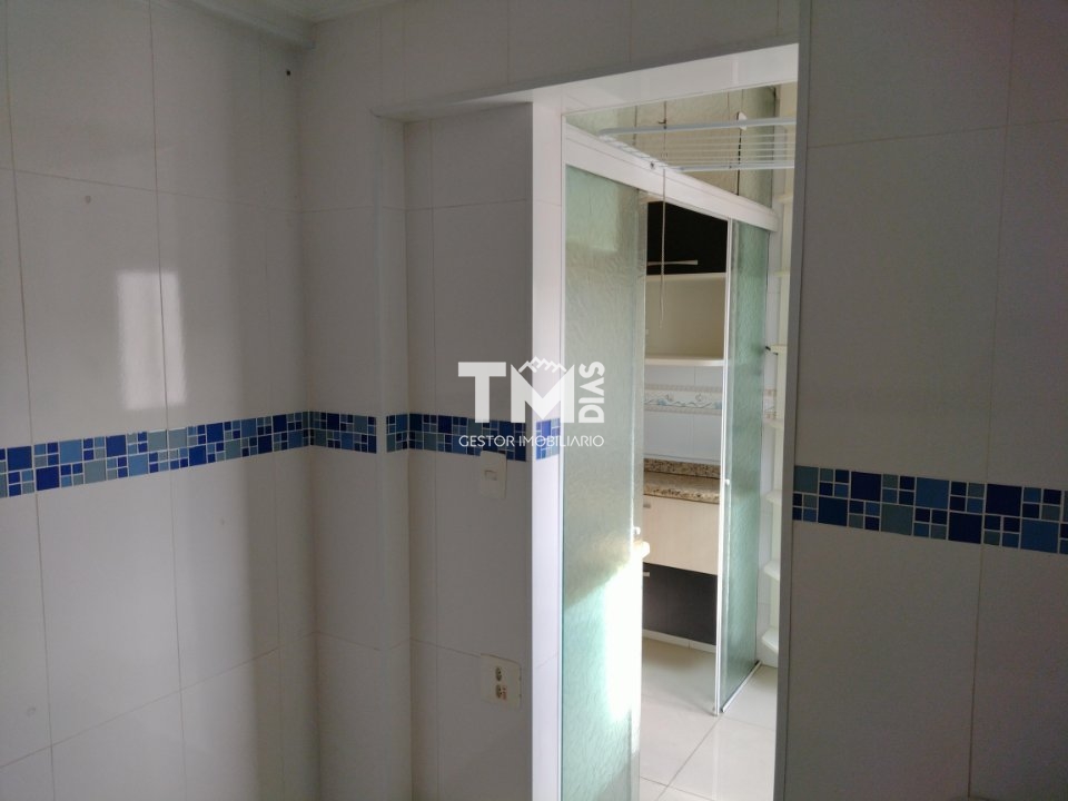 Apartamento à venda com 3 quartos, 75m² - Foto 32