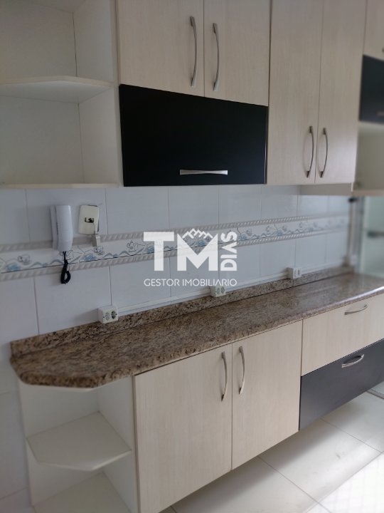 Apartamento à venda com 3 quartos, 75m² - Foto 7