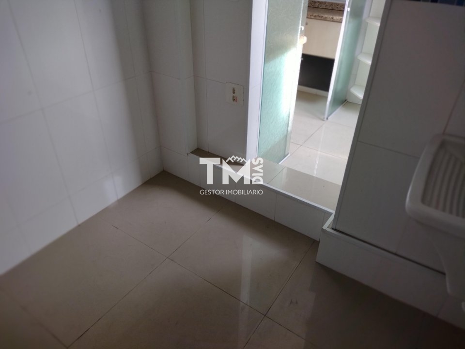 Apartamento à venda com 3 quartos, 75m² - Foto 33