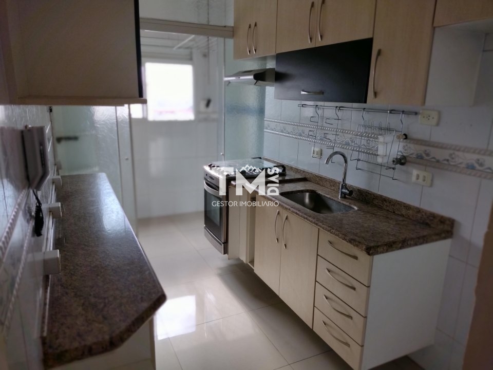 Apartamento à venda com 3 quartos, 75m² - Foto 6