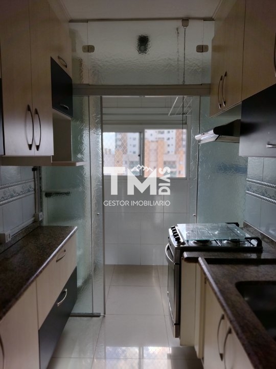 Apartamento à venda com 3 quartos, 75m² - Foto 15