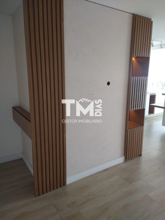 Apartamento à venda com 2 quartos, 58m² - Foto 2