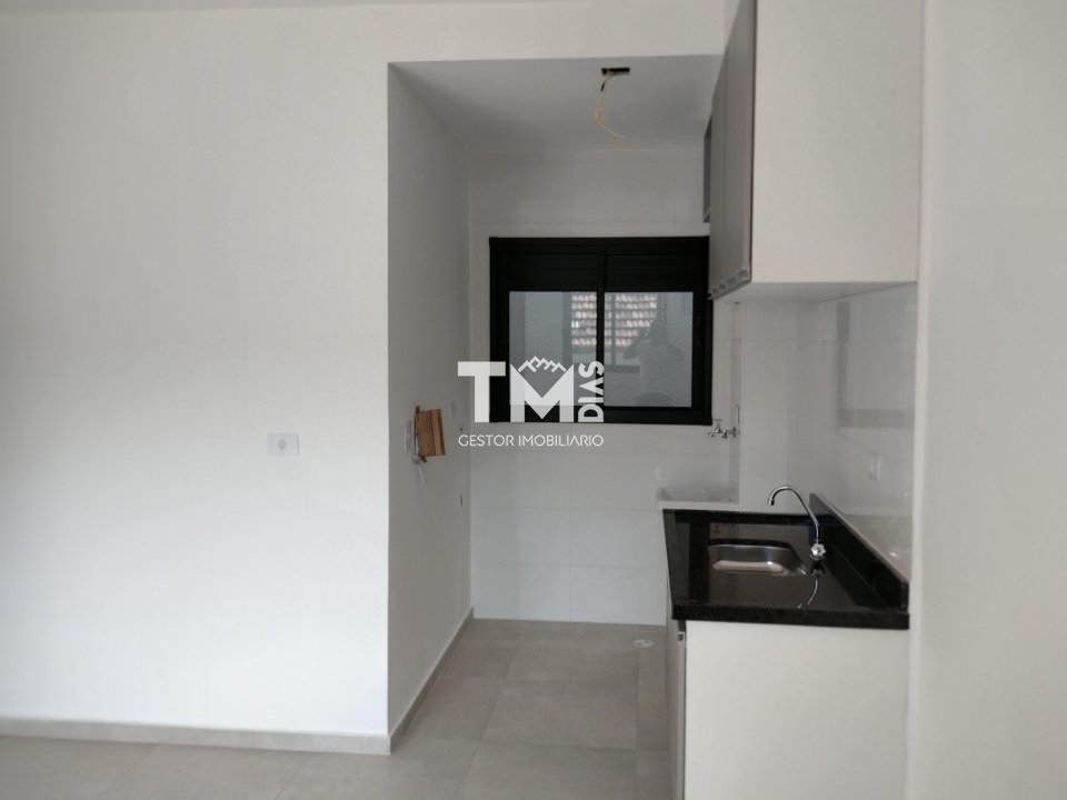 Apartamento à venda com 2 quartos, 41m² - Foto 3