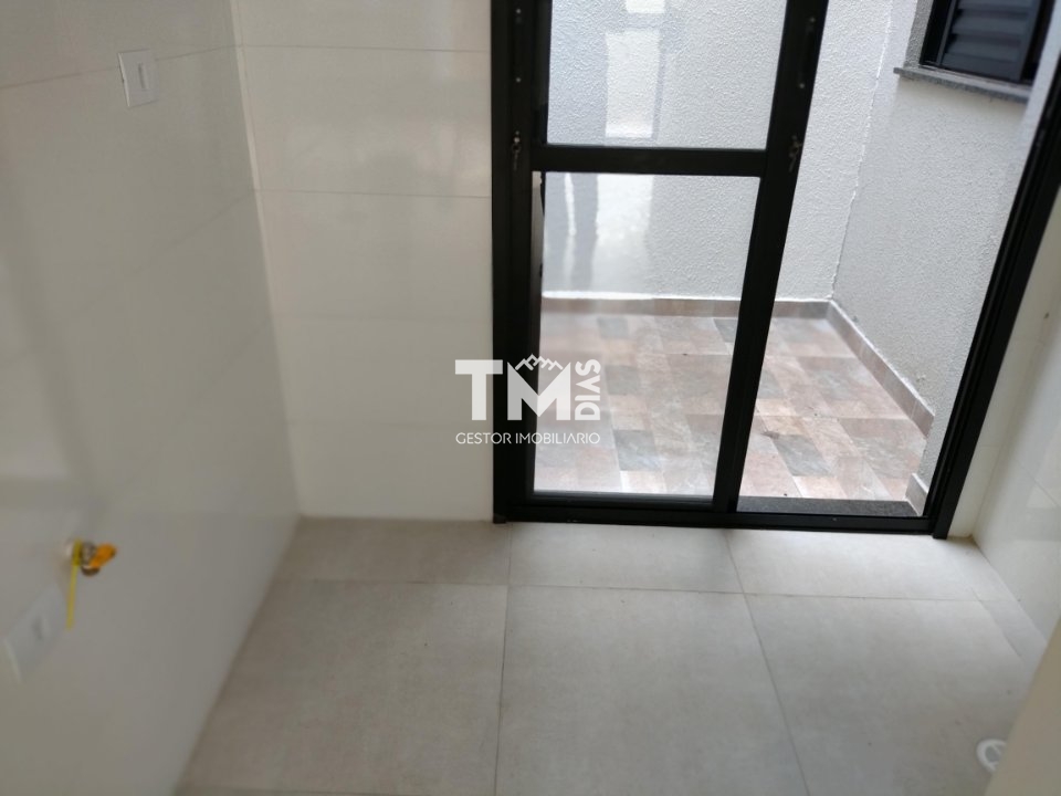 Apartamento à venda com 2 quartos, 47m² - Foto 2