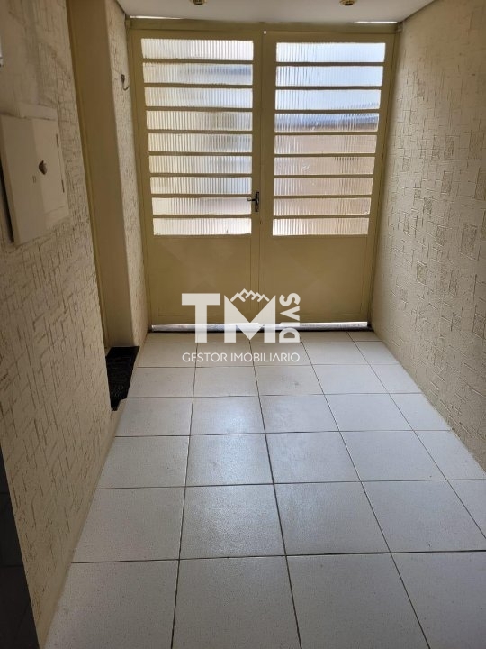 Casa para alugar com 2 quartos, 130m² - Foto 10