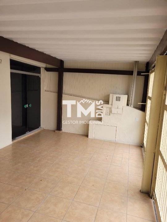 Casa para alugar com 2 quartos, 130m² - Foto 8