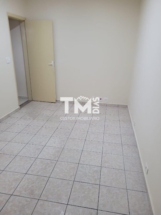 Casa para alugar com 2 quartos, 130m² - Foto 6