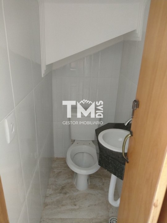 Sobrado à venda com 2 quartos, 75m² - Foto 4